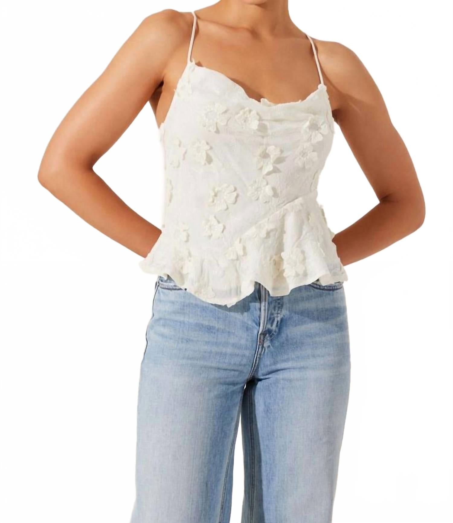 

Эвери Флорал Ками Топ в кремовом цвете ASTR