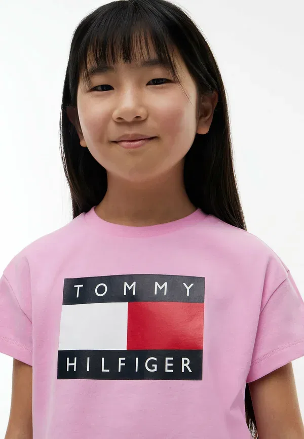 Футболка Heritage flag t-shirt ss print t-shirt Tommy Hilfiger, розовая маргаритка — фото 4