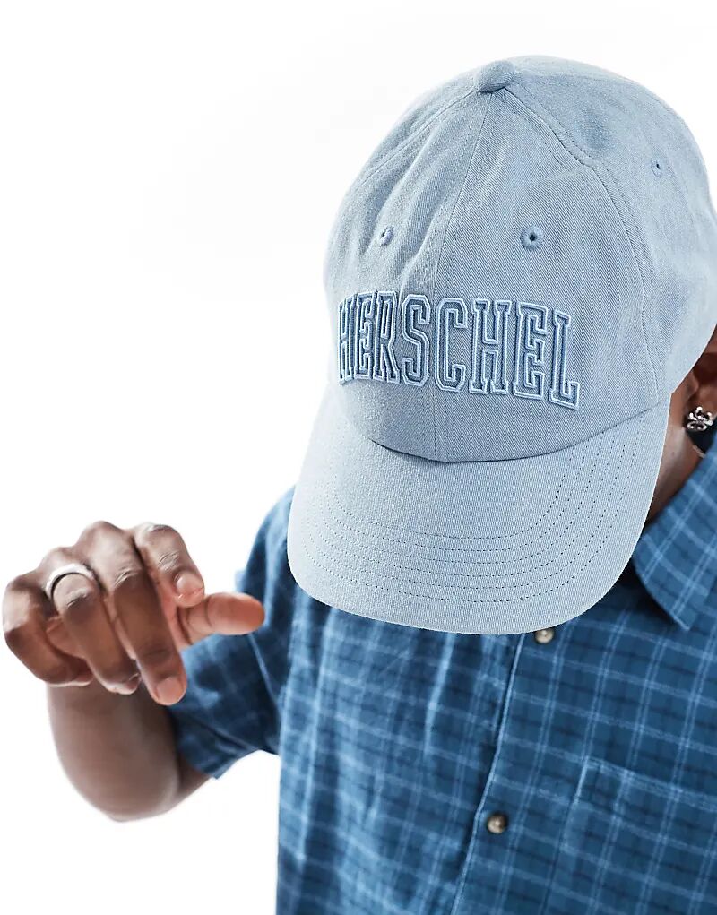 

Кепка Sylas от Herschel Supply Co в сине-белом цвете
