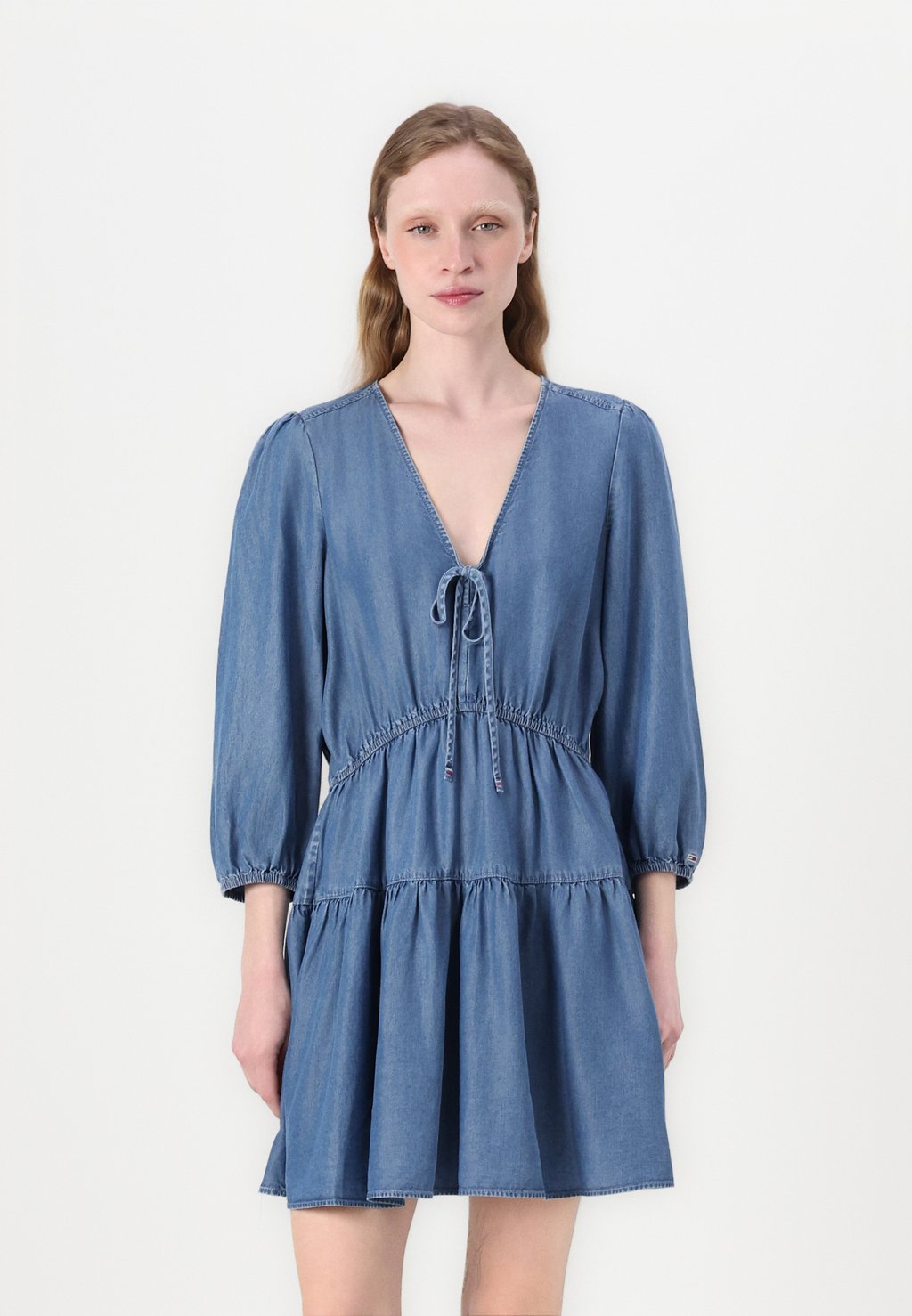 

Джинсовое платье MINI DRESS Tommy Jeans, деним