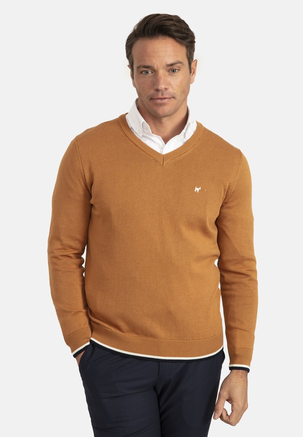 

Свитер Arm Pacth Detail V-Neck Williot, цвет latte brown