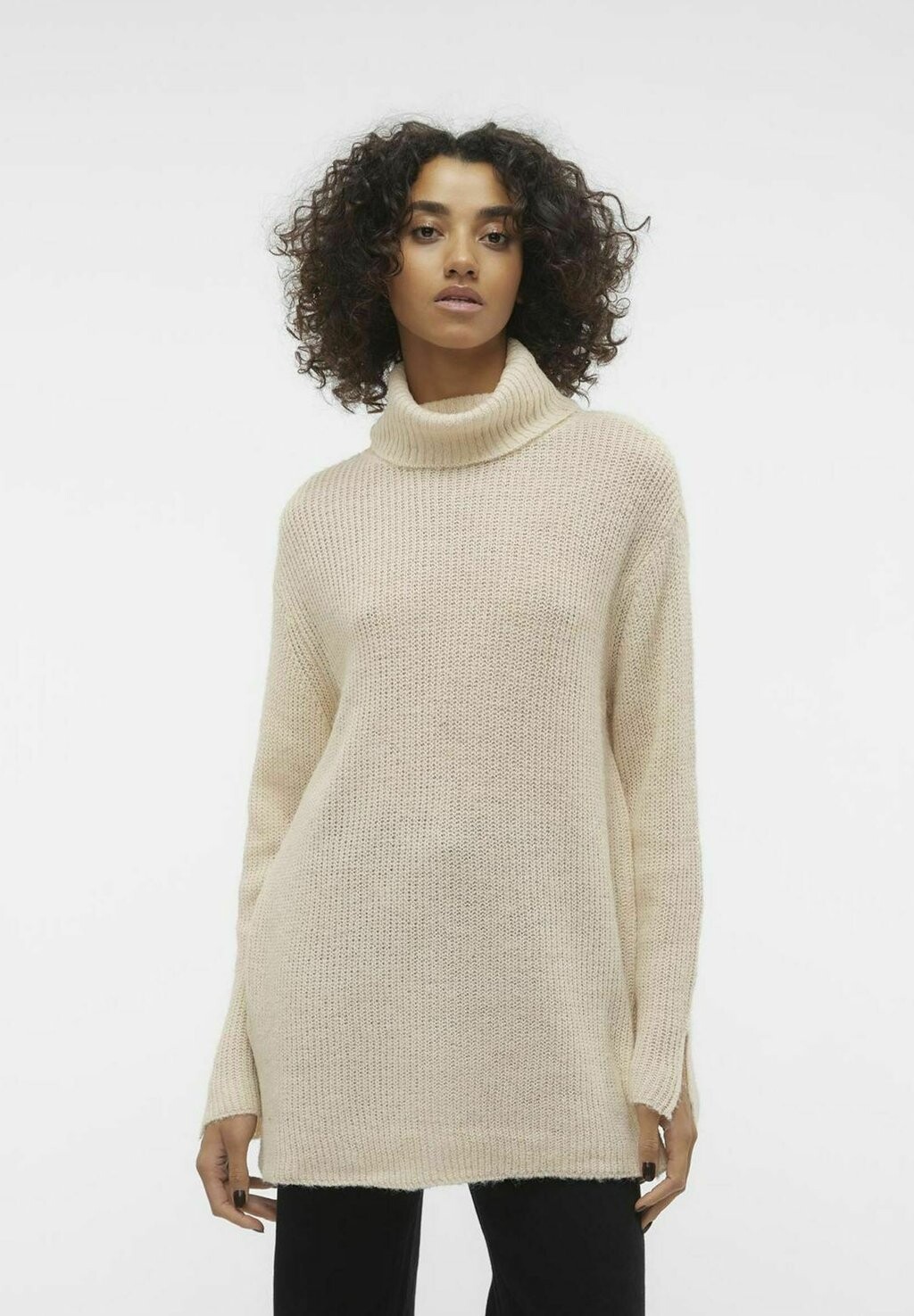 

Трикотаж Стежка Vero Moda VMRIKI ROLLNECK EXC, экрю