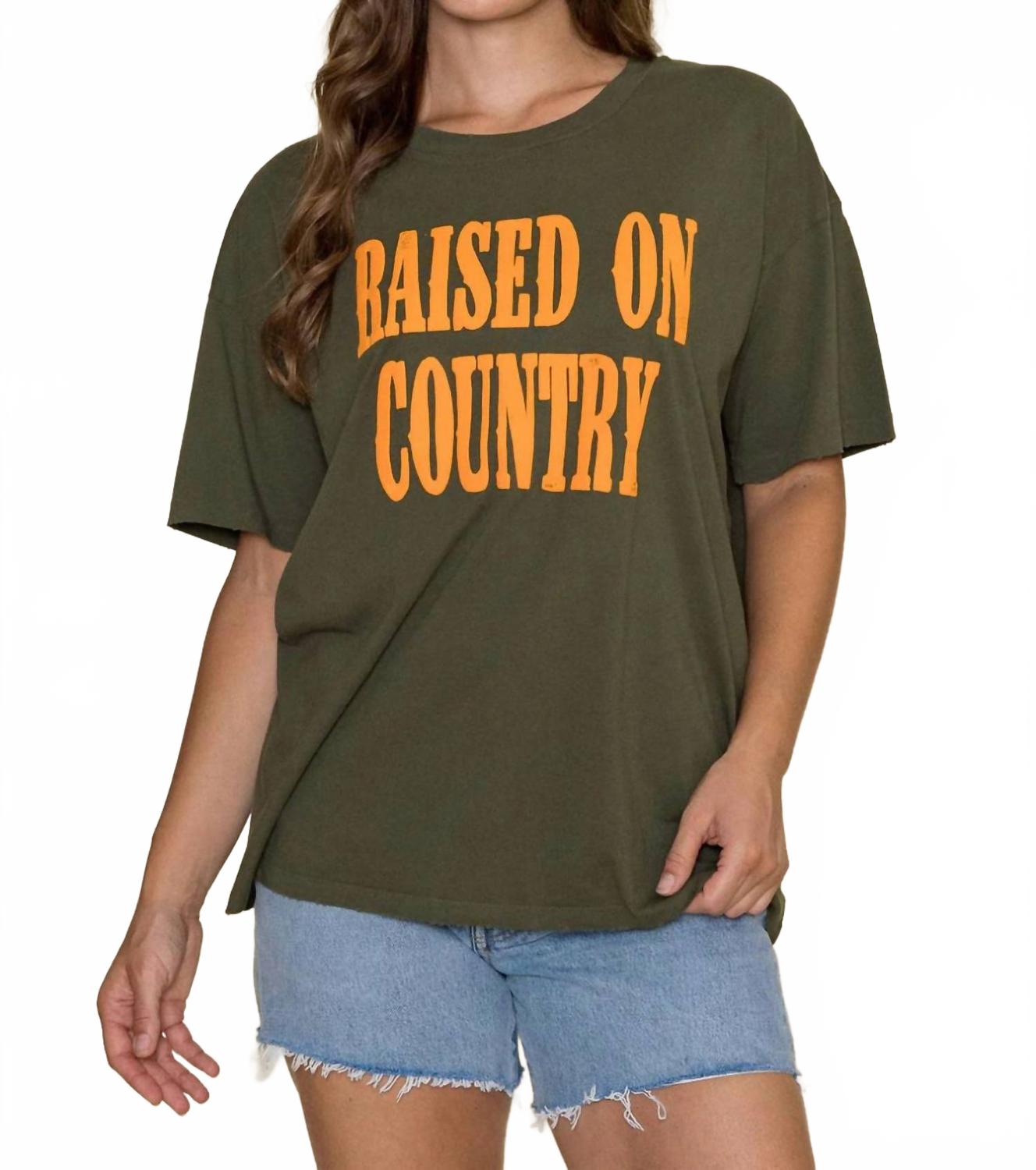 

Футболка Raised On Country в оливковом цвете DAYDREAMER