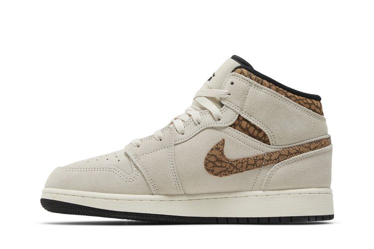 Кроссовки Air Jordan Air Jordan 1 Mid SE GS 'Brown Elephant', коричневый — фото 4