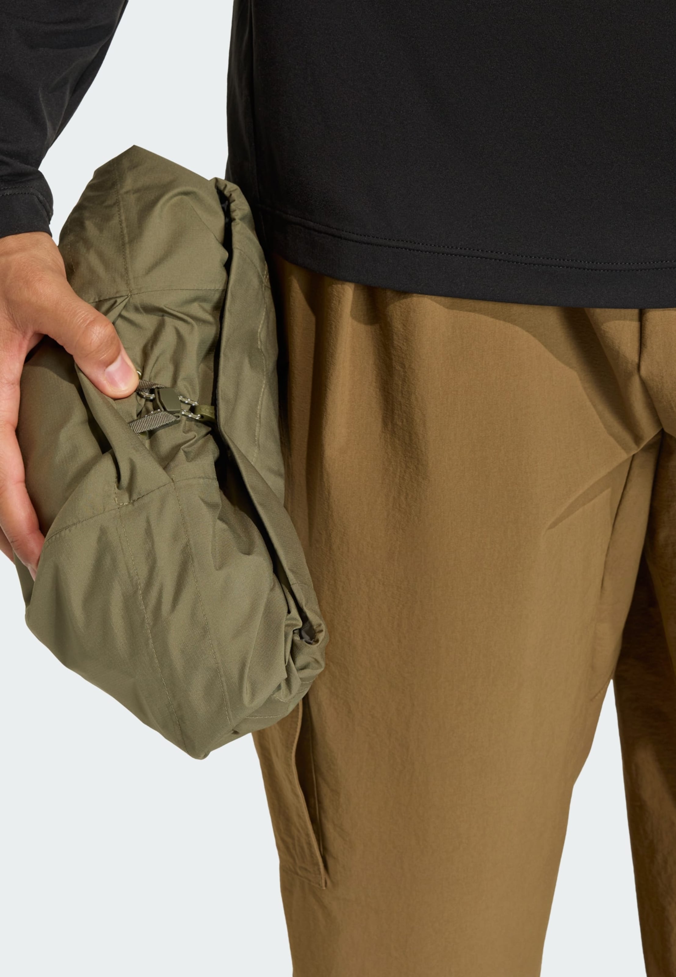 ADIDAS TERREX Куртка Outdoor 'Multi 2.5' в цвете Olive, Light Green — фото 4