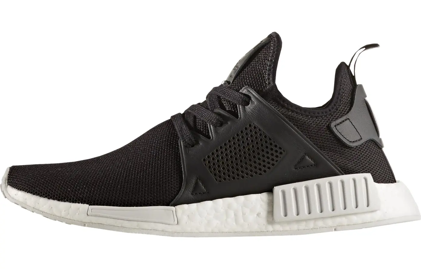 

Кроссовки Adidas Originals NMD XR1 Lifestyle Unisex BY9921, черный/белый