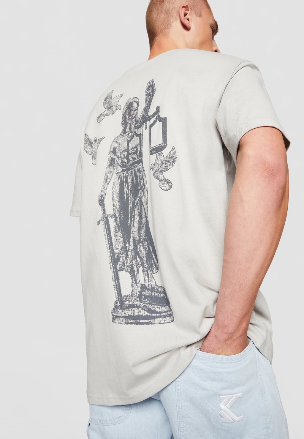 

Футболка с набивным рисунком Justice Oversize Upscale by Mister Tee, светлыйасфальт