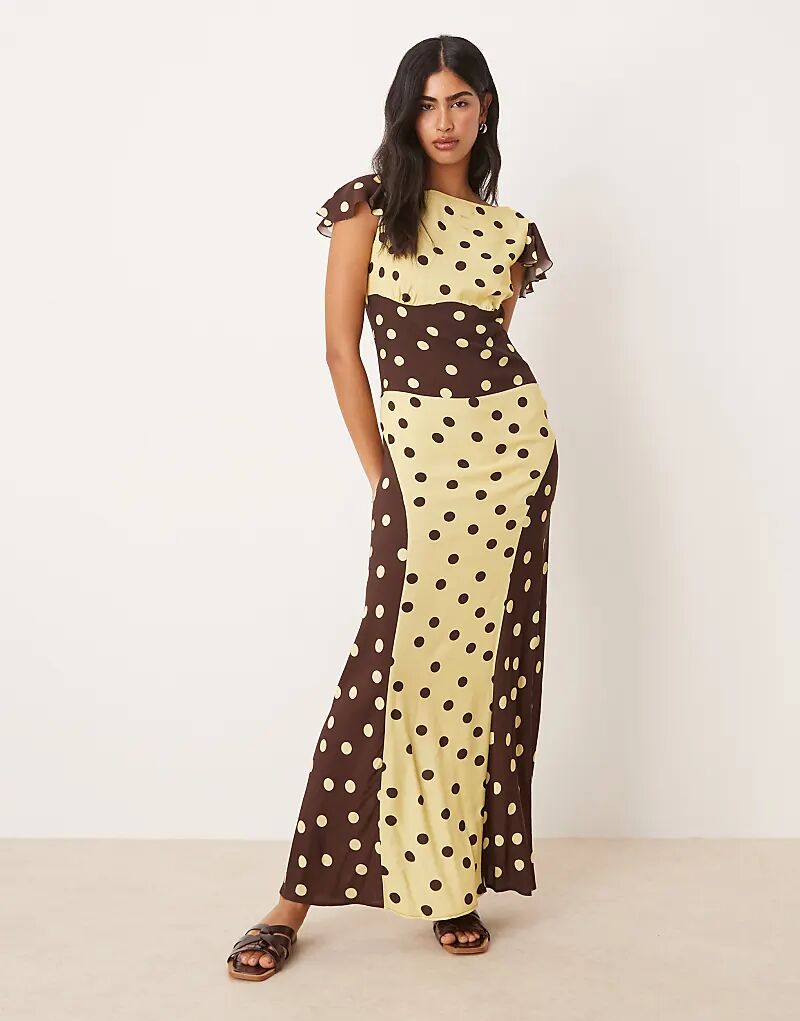 

Платье макси ASOS DESIGN с вырезом-лодочкой, рукавами-ангелочками и скульптурными деталями в кремово-шоколадном цвете в горошек