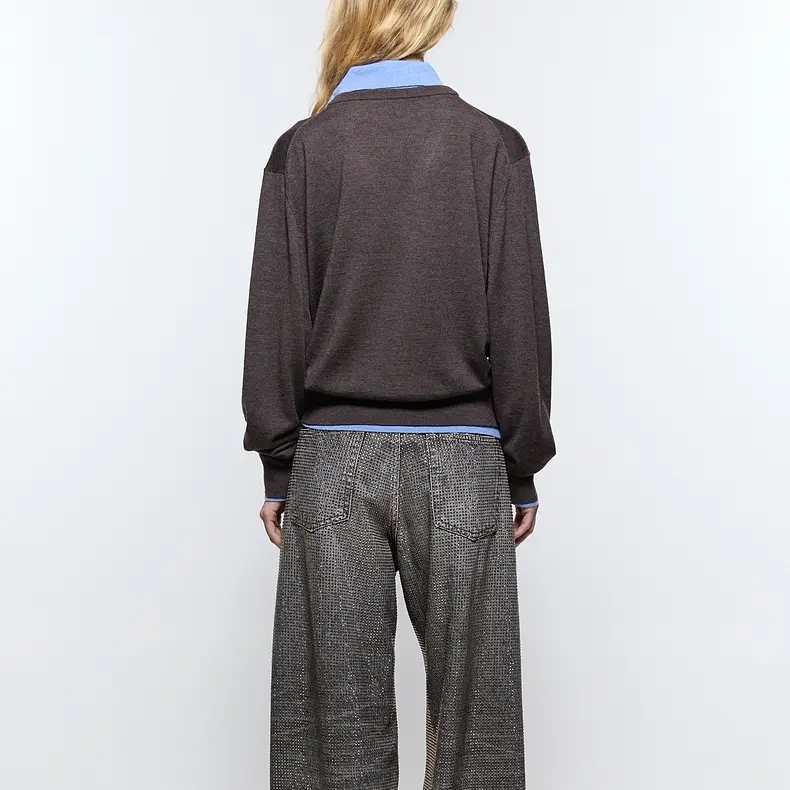 Женская трикотажная коллекция весна-лето 2026 Acne Studios, коричневый/синий — фото 4