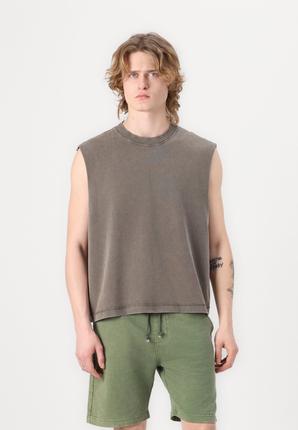 

Майка TANK Abercrombie & Fitch, темно-серый