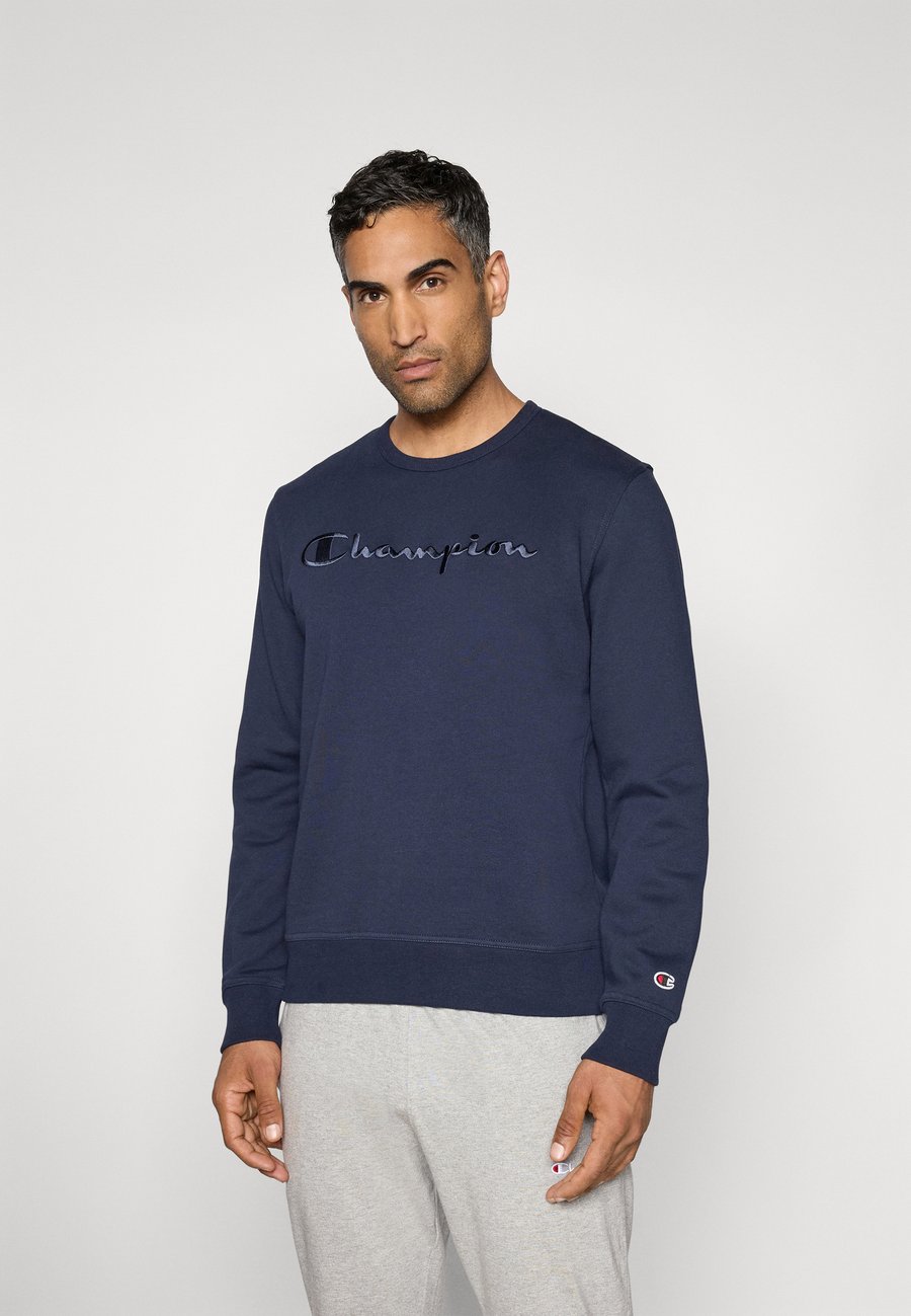 

Толстовка Champion ICONS TONAL CREWNECK LARGE LOGO, Navy/Dark Blue