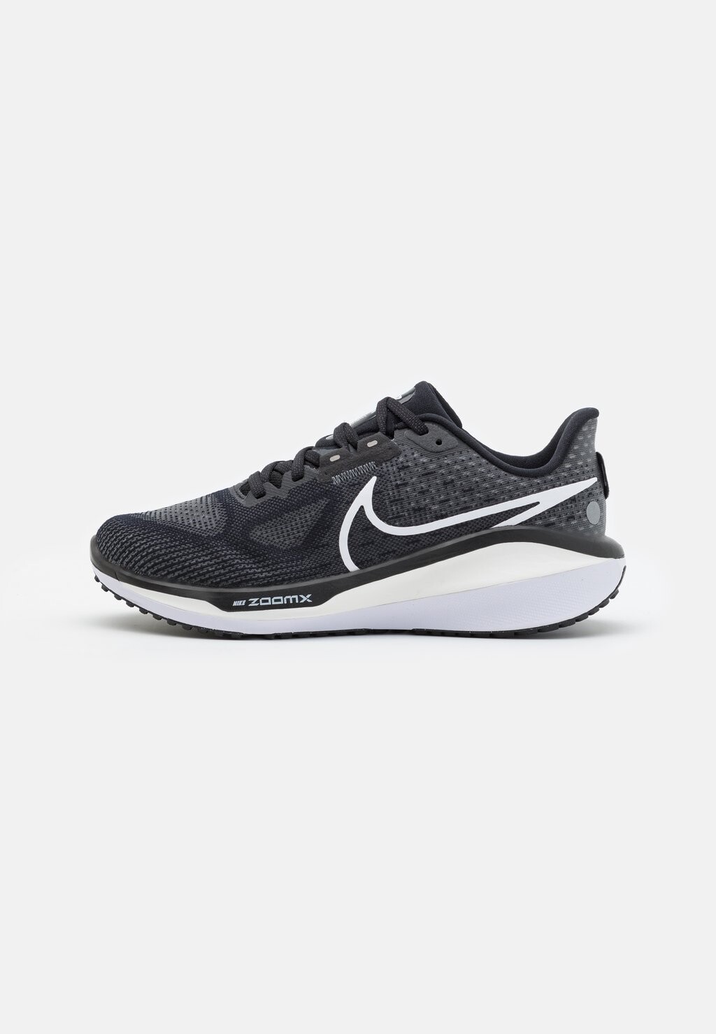 

Нейтральные кроссовки VOMERO 17 Nike, цвет black/white/anthracite