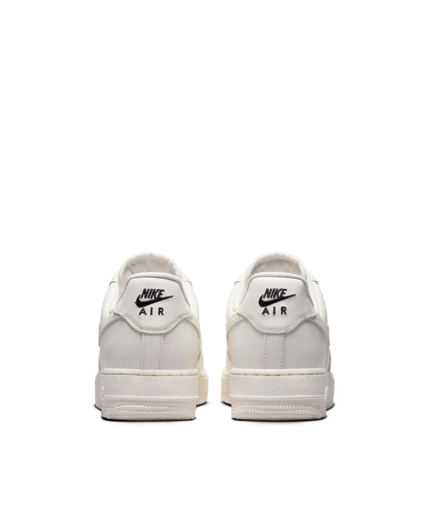 Женские кроссовки NIKE AIR FORCE 1 '07 ESS из натуральной кожи бежевые — фото 4