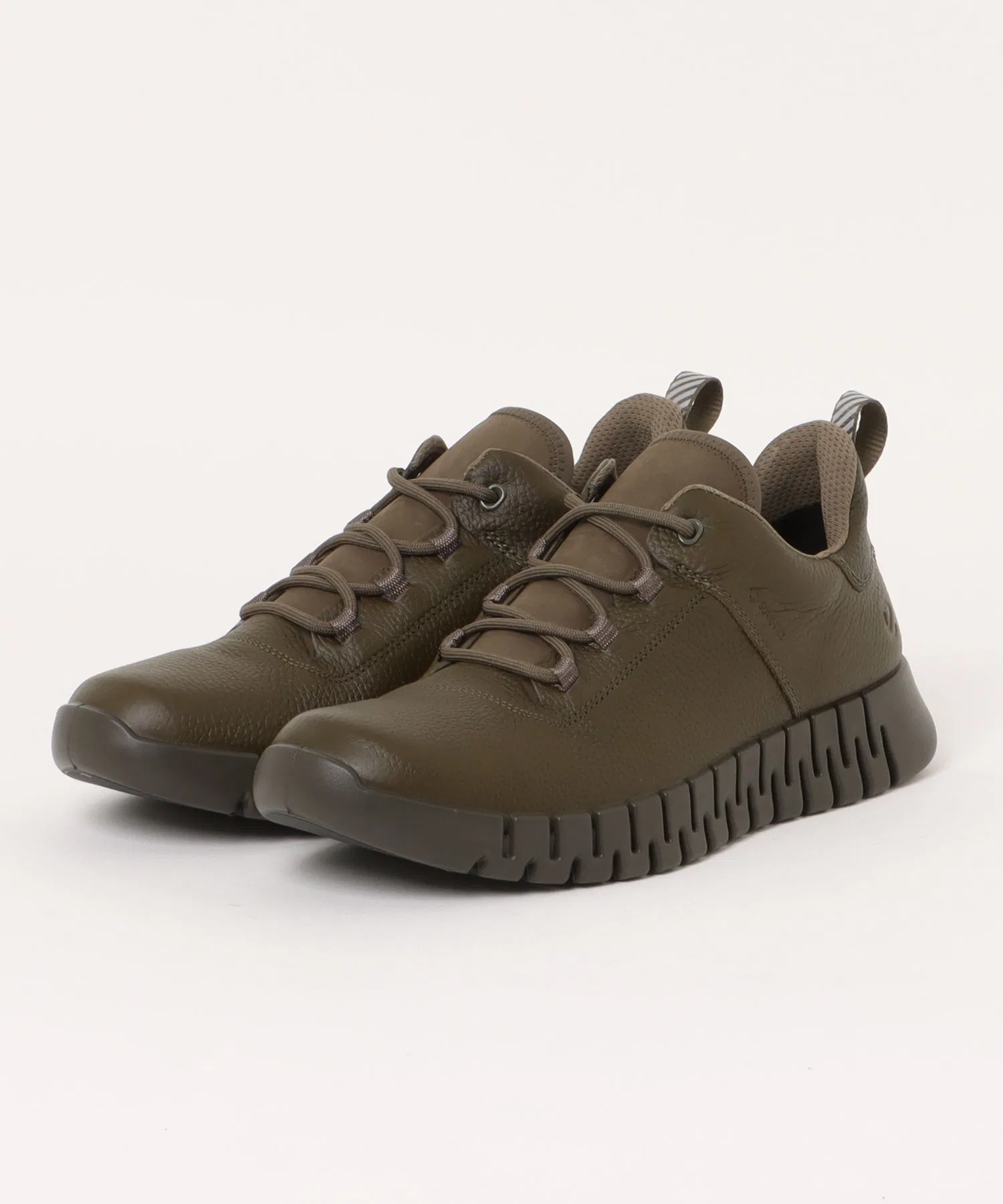 Мужские кроссовки из натуральной кожи ECCO GRUUV GORE-TEX оливковые
