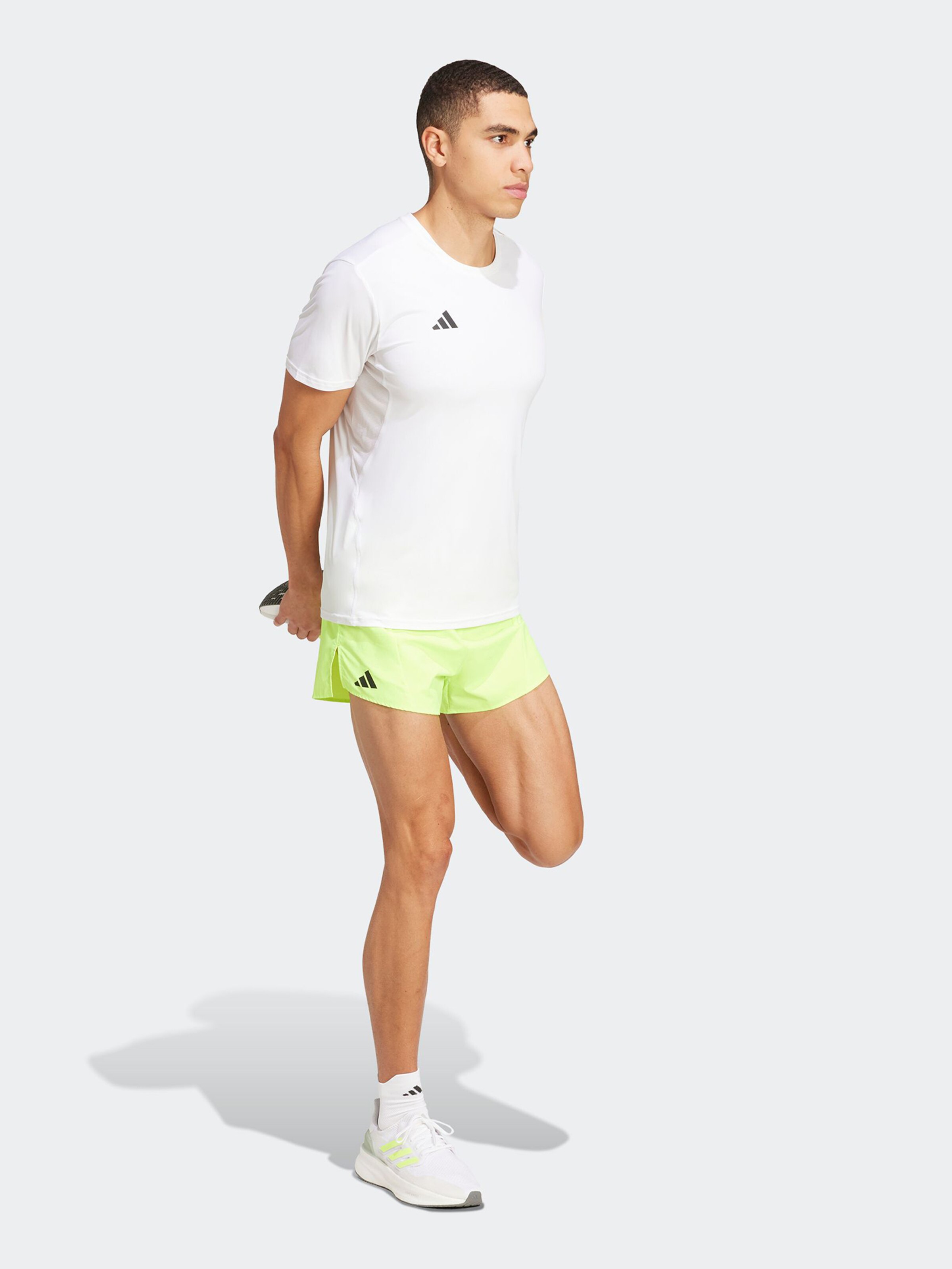 Adidas Performance Шорты для тренировок Regular 'Adizero Essentials' в неоново-зеленом цвете — фото 4
