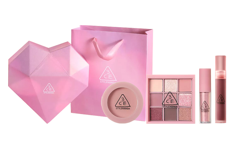 3CE Дымчато-розовый бриллиант сердце limited edition подарочная упаковка натуральный набор из четырех предметов — фото 3