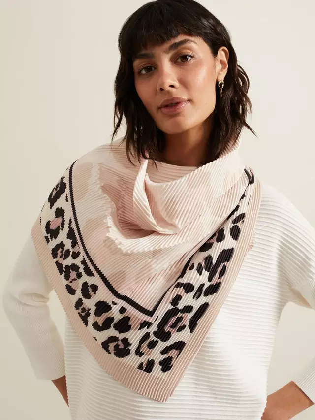 

Шарф Phase Eight Leopard Print Plisse, разноцветный