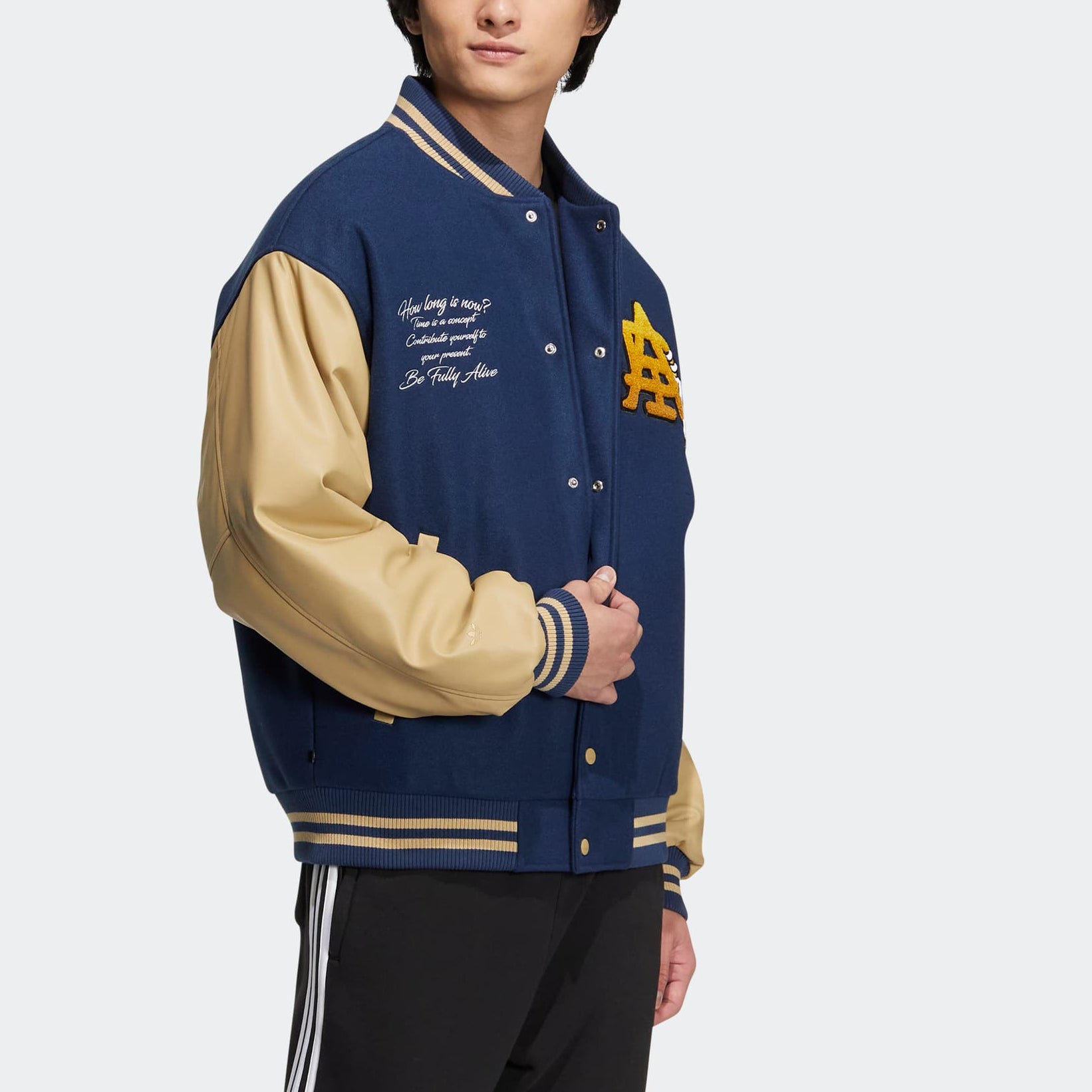 Куртка adidas originals Mc Varsity Jkt HZ7092, синий — фото 4