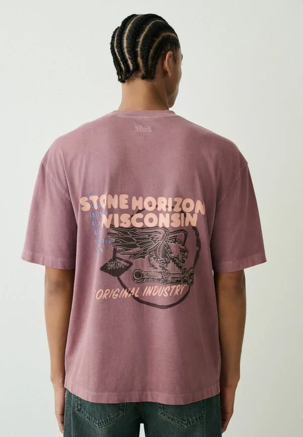 Футболка с графическим принтом, облегающего кроя, из плотной ткани. Next, Purple Washed