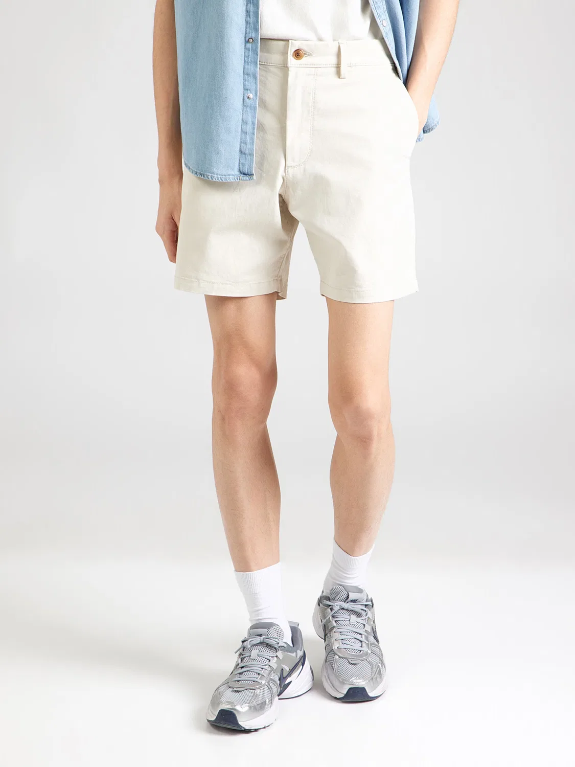 Шорты Gap Regular ESSENTIAL кремового цвета — фото 2