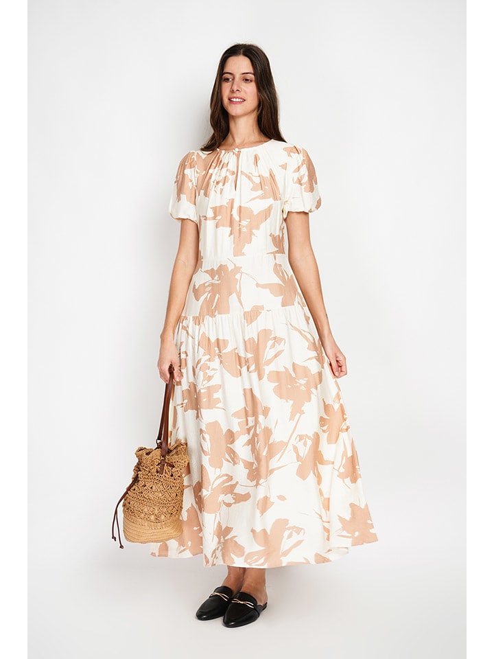 

Длинное платье William de Faye