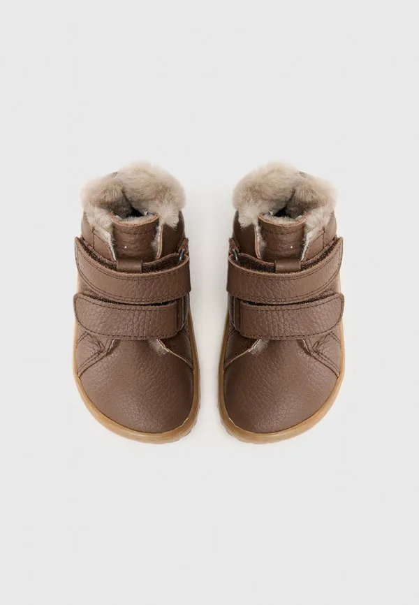Зимние меховые сапоги унисекс без каблука Froddo, Brown — фото 4