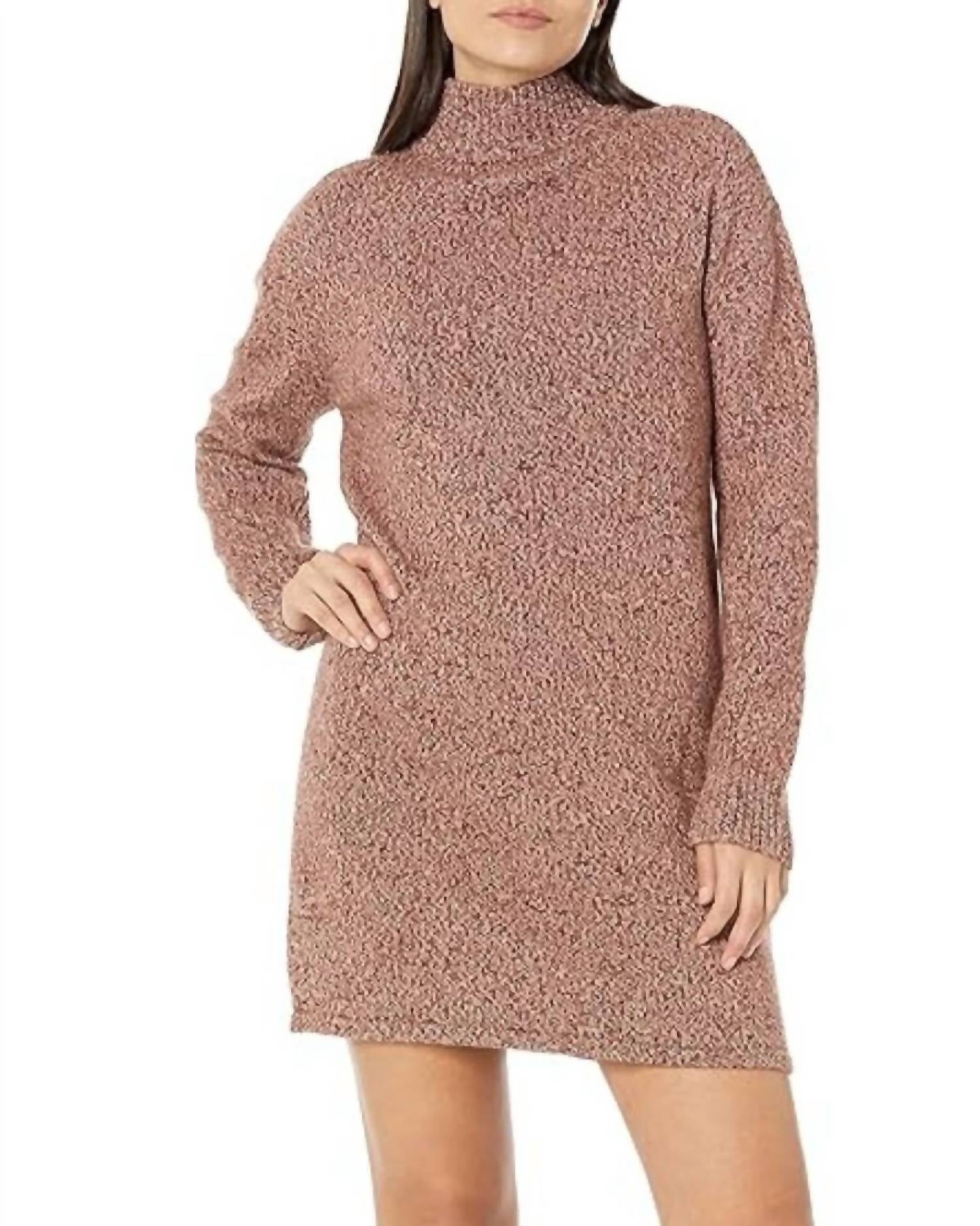 

Платье-свитер Marled Half Zip в гранатовом цвете Monrow, цвет pomegranate