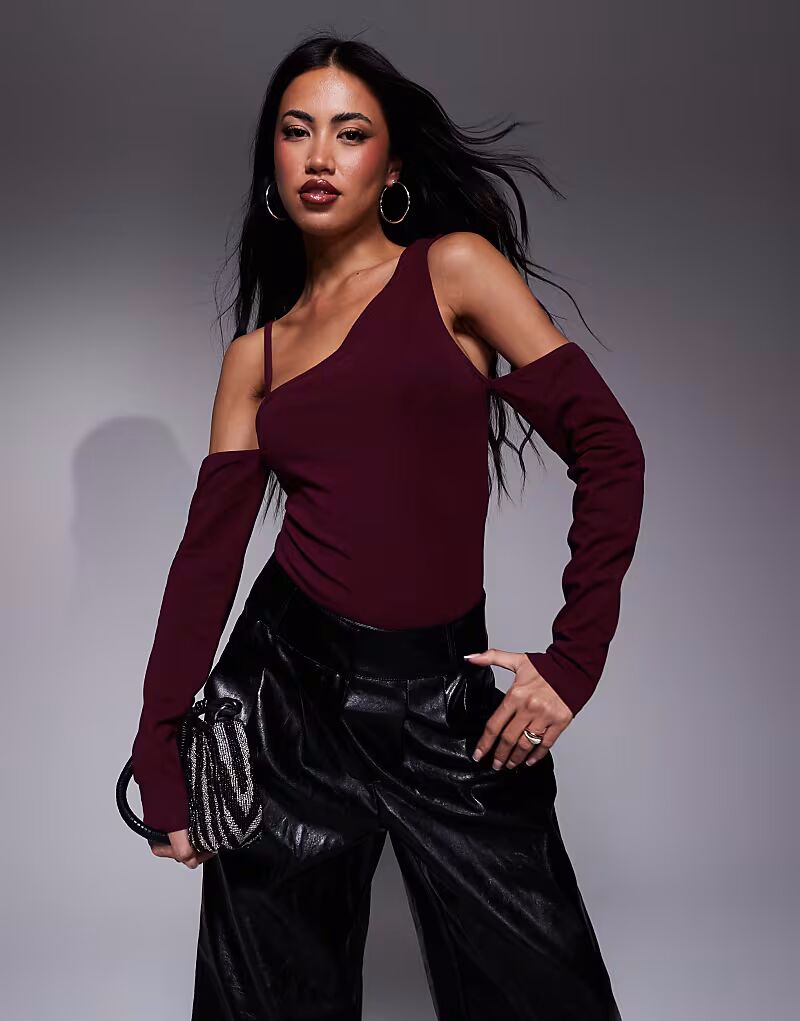 

Боди с асимметричным лифом и бретельками бордового цвета Asos Design