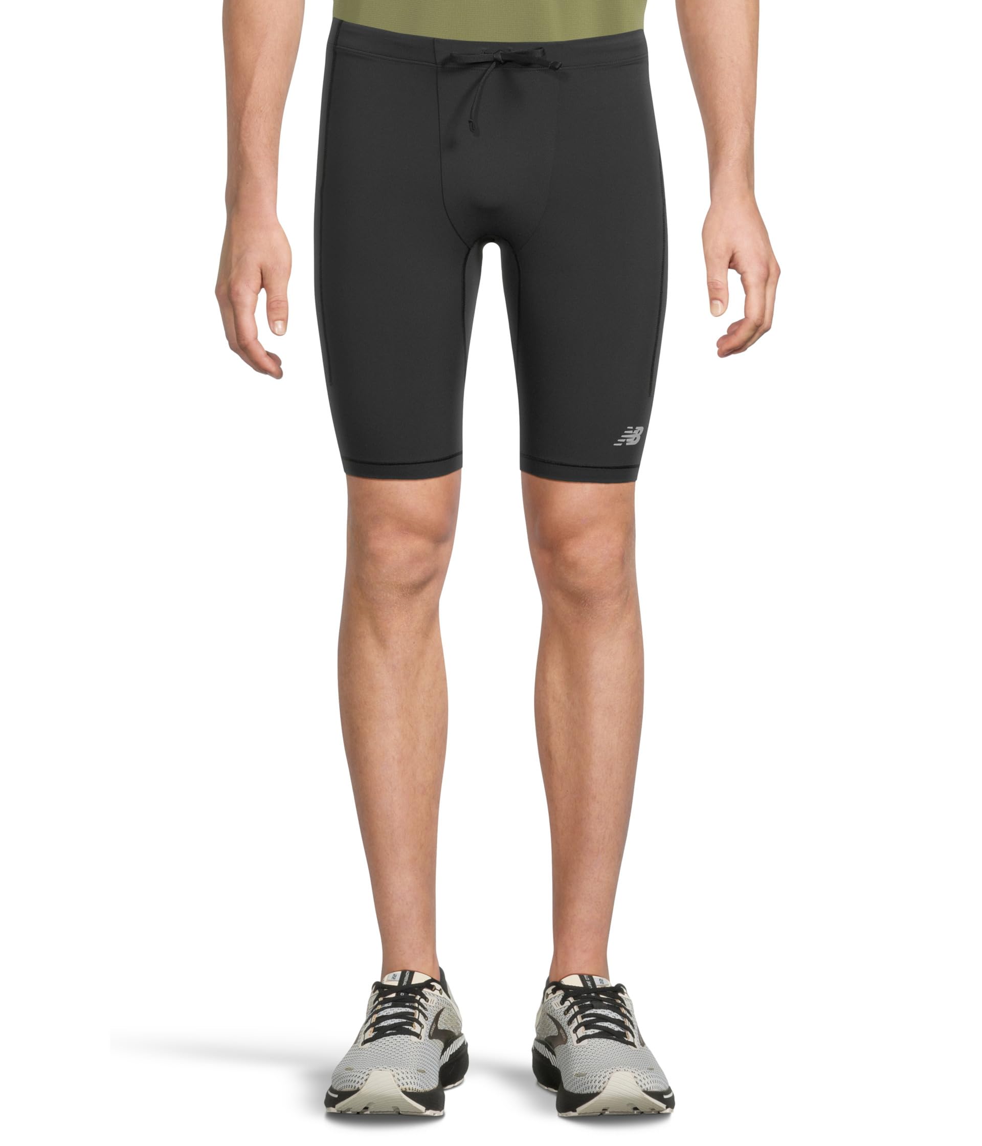 

Шорты New Balance Sleek Pocket Half Tight 9", черный