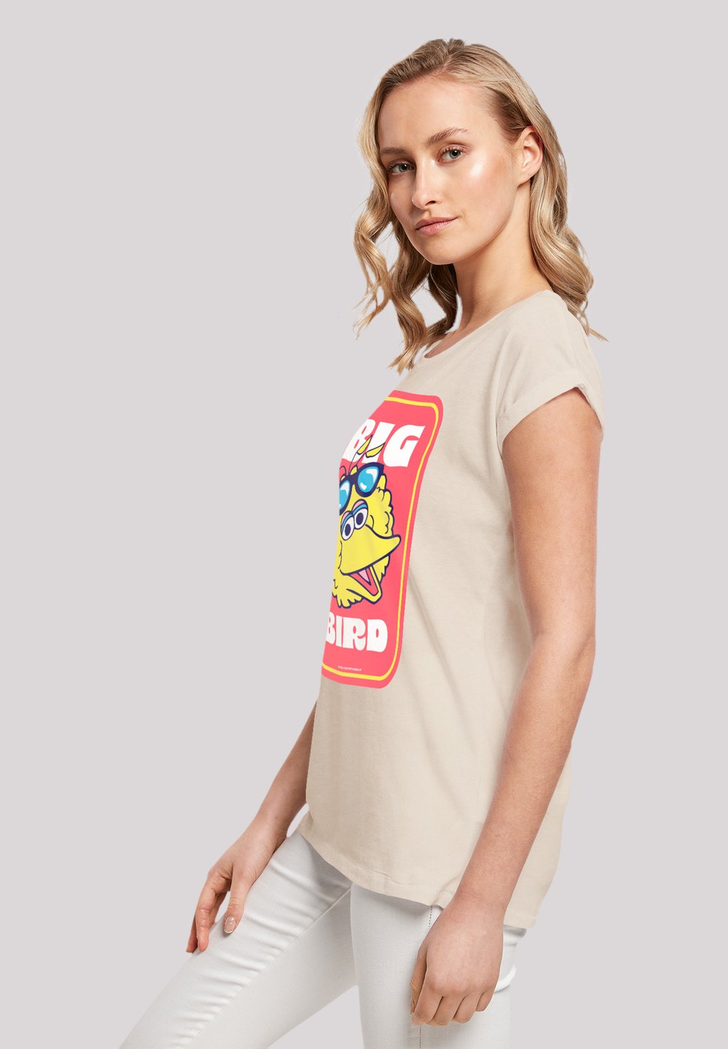 

Футболка с принтом SESAMSTRASSE BILBO BIG BIRD STICKER F4NT4STIC, песочный