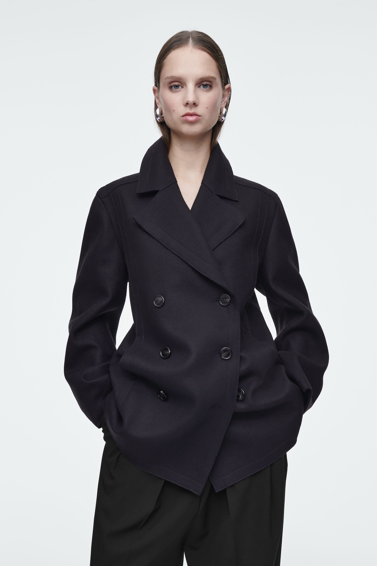 

Шерстяное пальто-relaxed fit COS, темно-синий