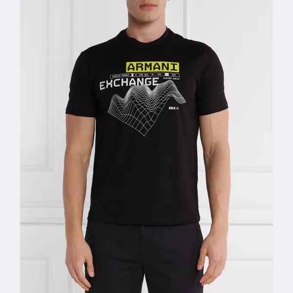 

Футболка стандартного кроя Armani Exchange, черный