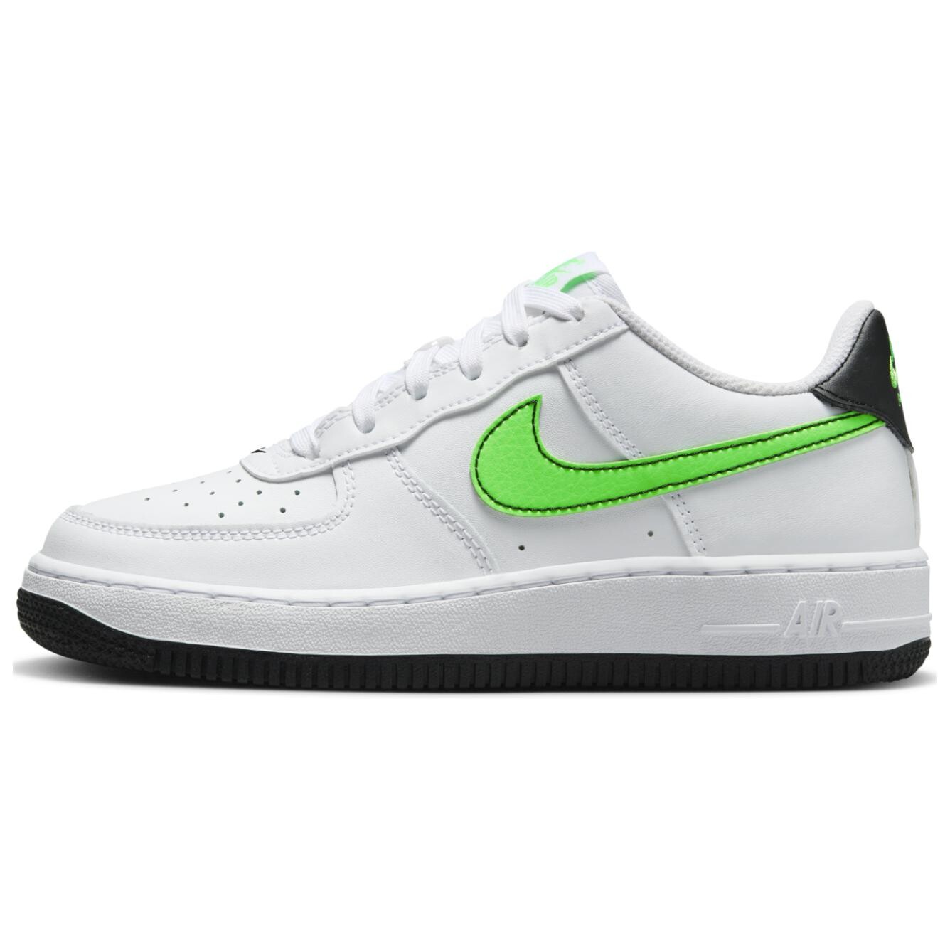 

Женские кроссовки для скейтбординга Nike Air Force 1, White/Green