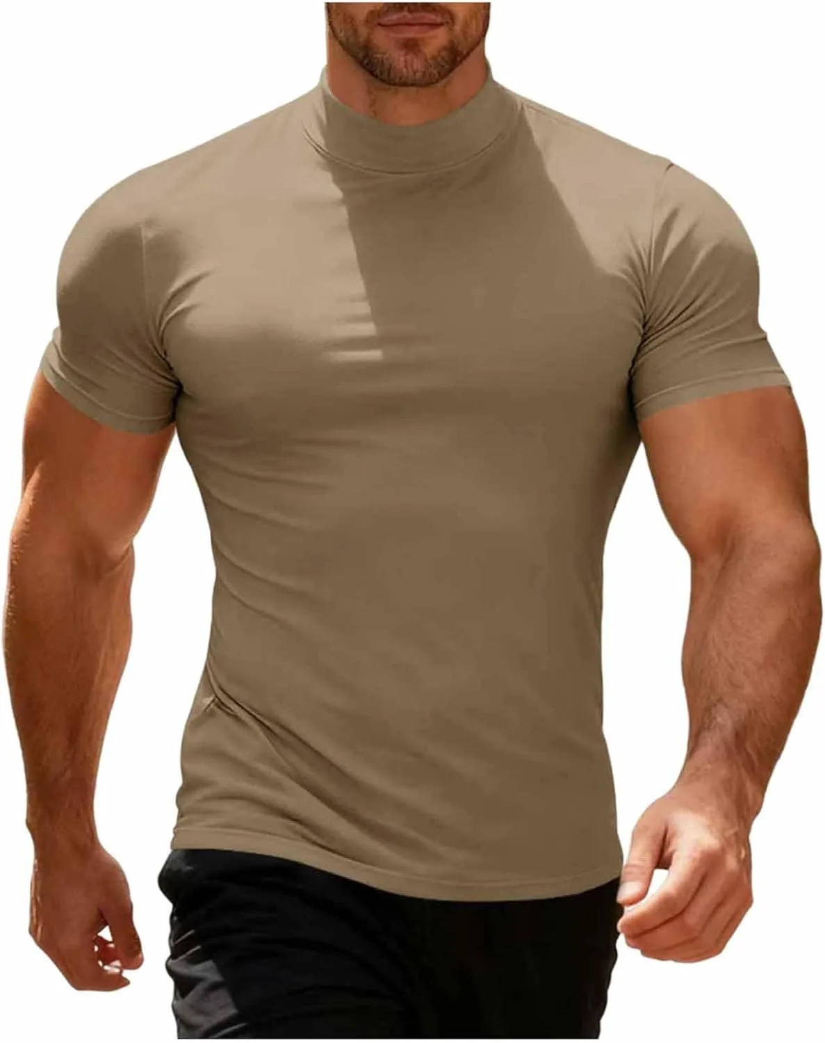

Футболка-водолазка для мужчин Stretchy Mock Neck, короткий рукав OSFVNOXV