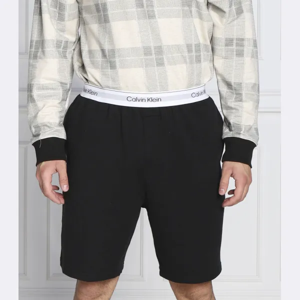 

Шорты стандартного кроя Calvin Klein, черный