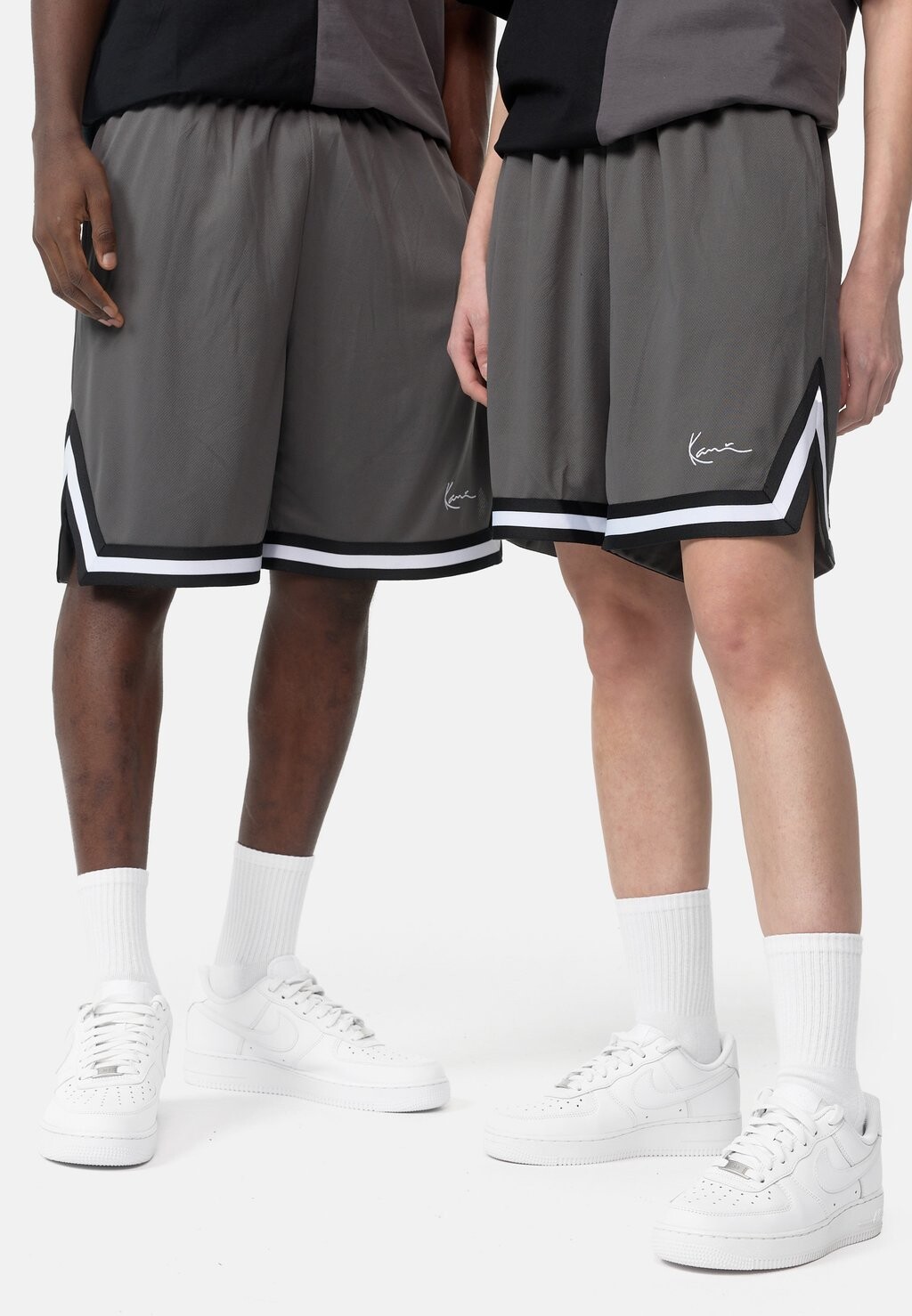 

Шорты Small Signature Essential Unisex Karl Kani, цвет anthracite