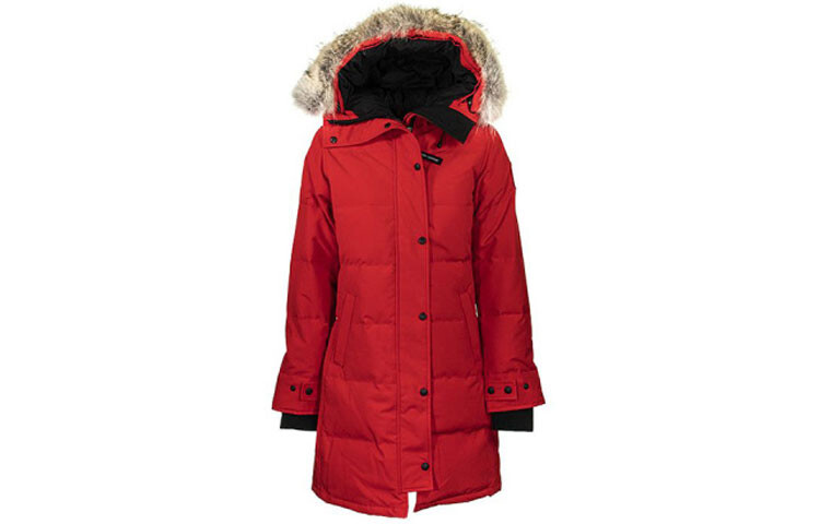 

Женский пуховик Canada Goose, красный
