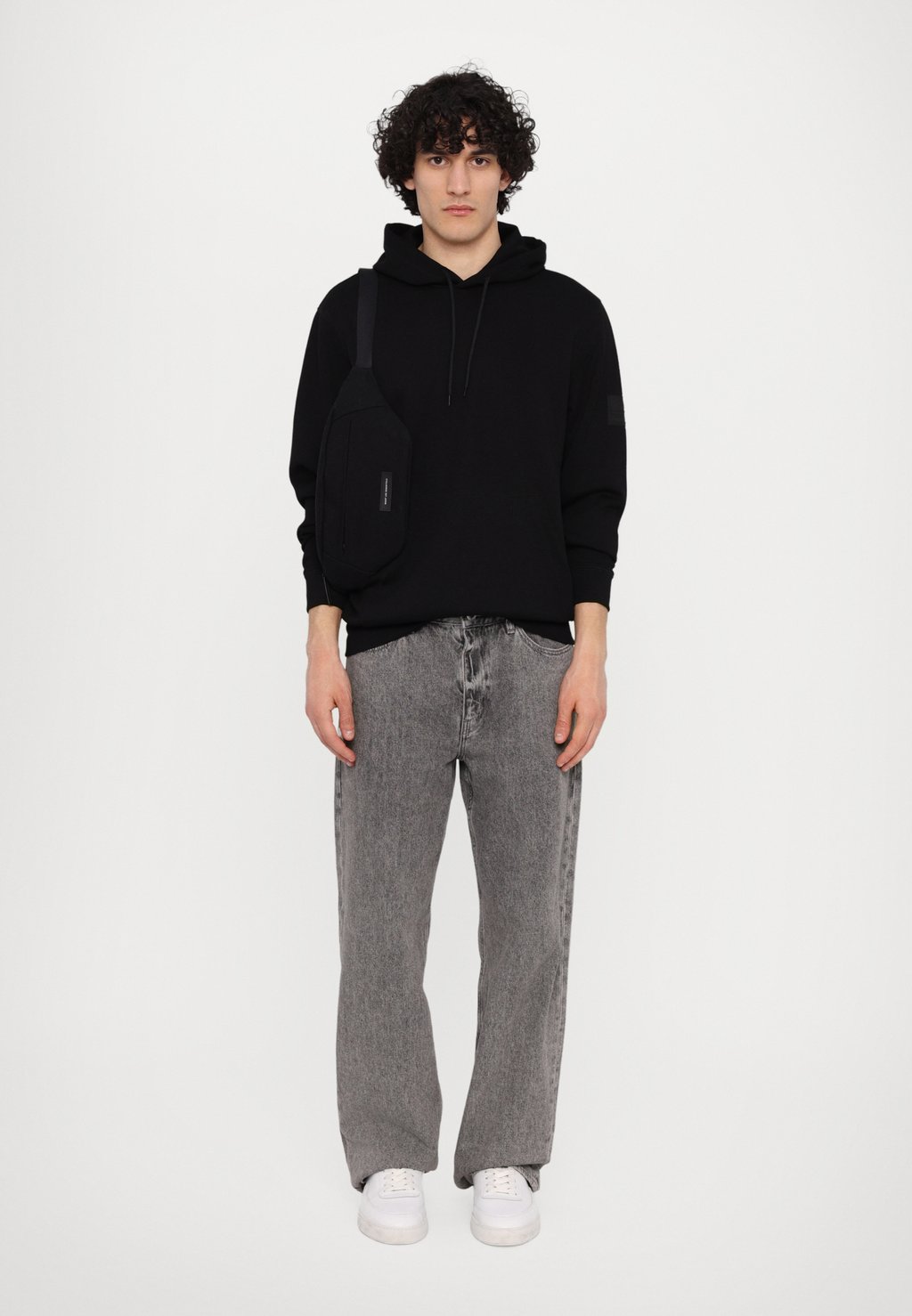 

Толстовка UNISEX EA7 Emporio Armani, черный