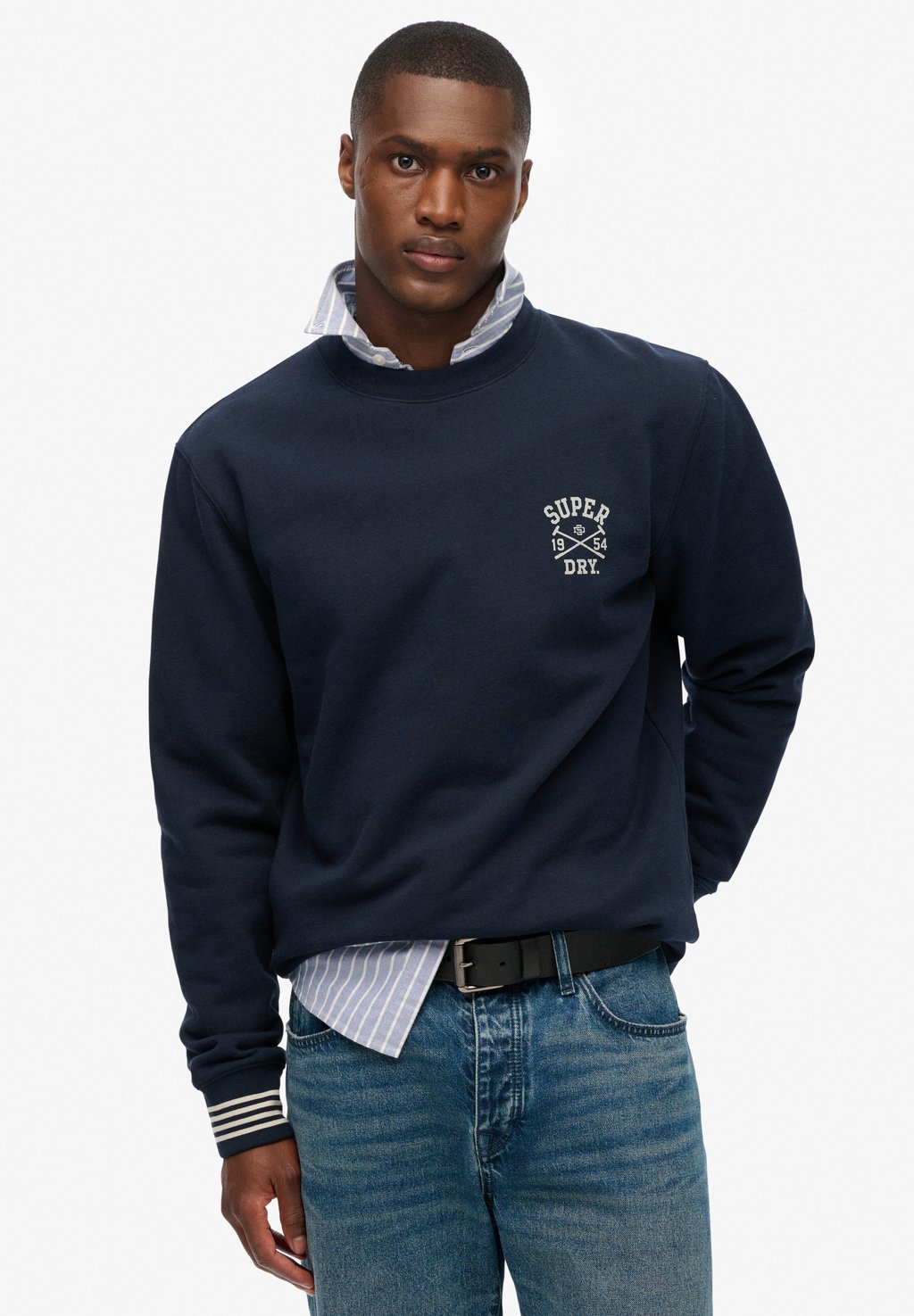 

Толстовка ATHLETIC CLUB CREW Superdry, темно-синий