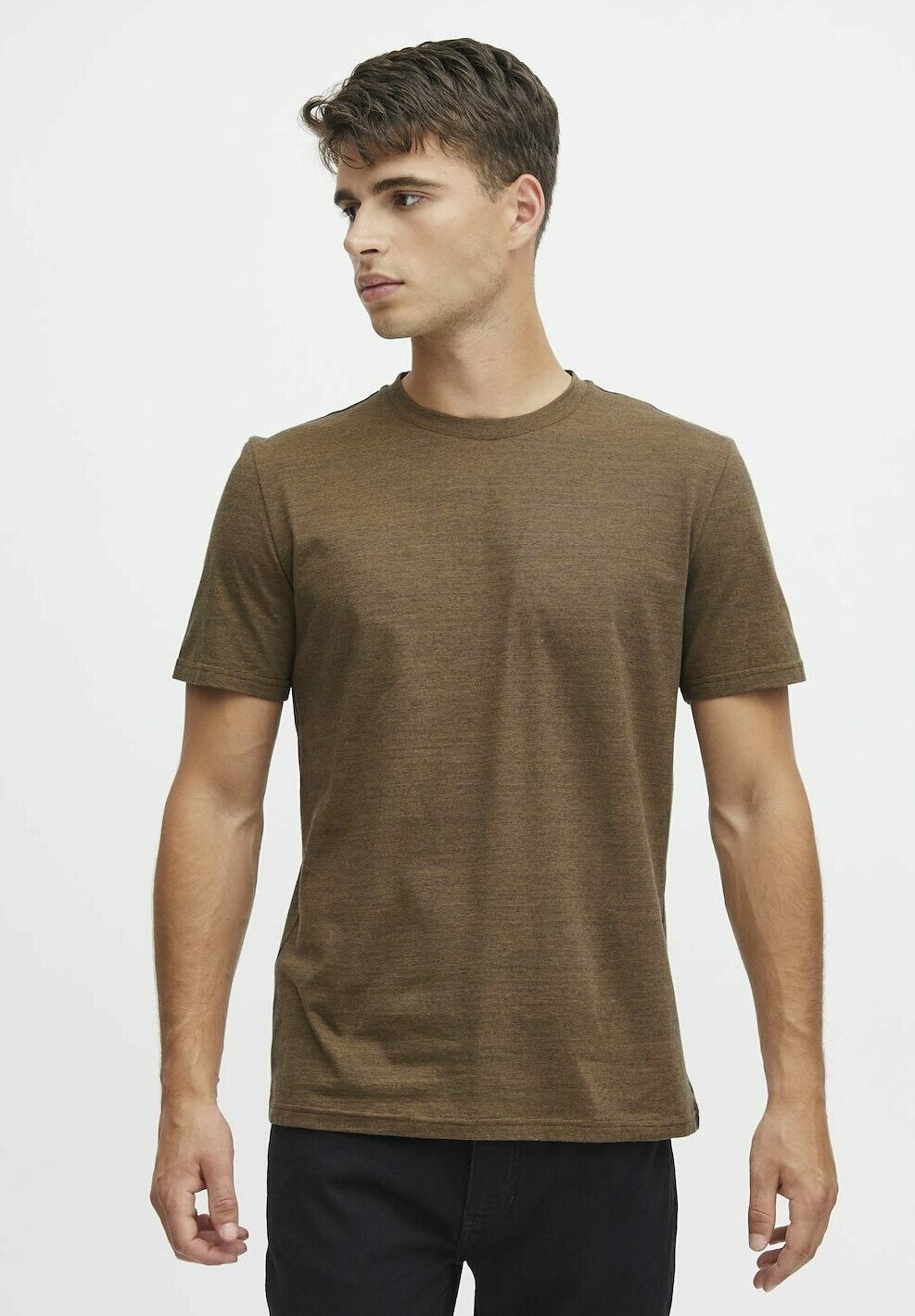 

Футболка базовая RUNDHALS CFTHOR Casual Friday, цвет braun