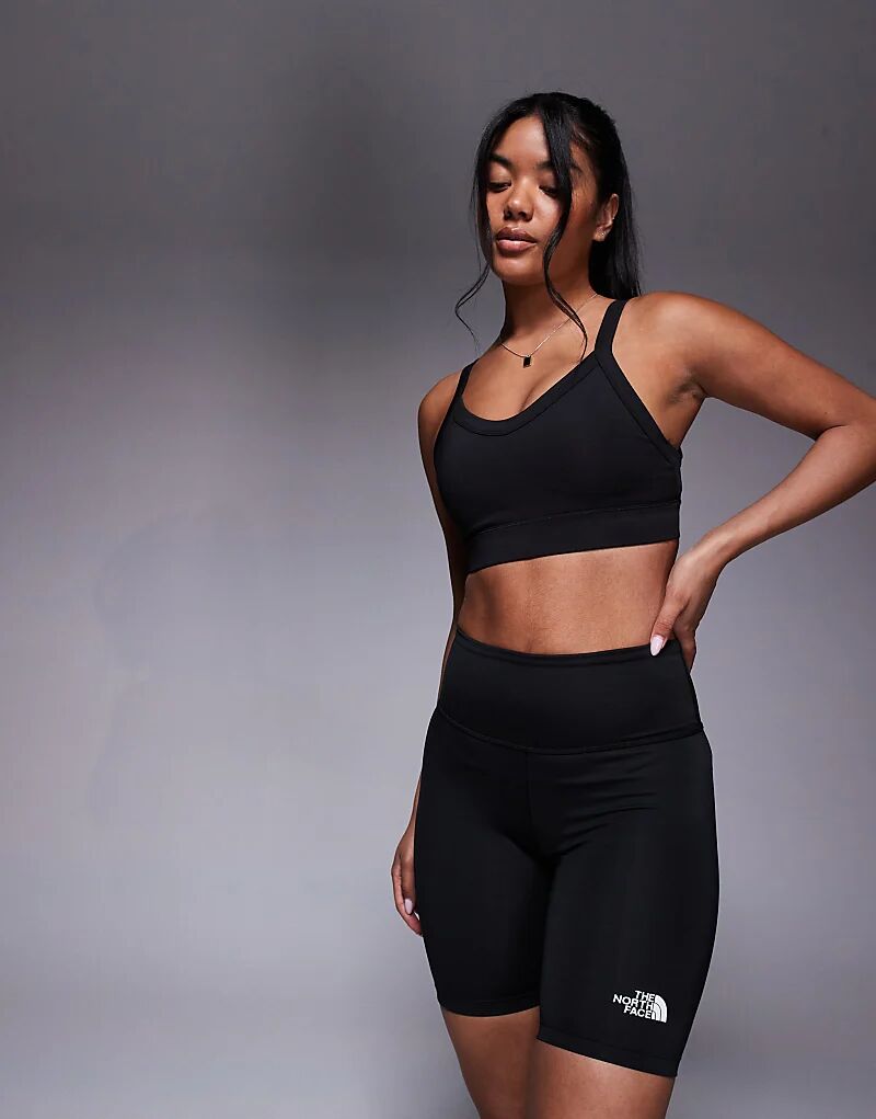 

Леггинсы North Face Flex 8" черного цвета с логотипом