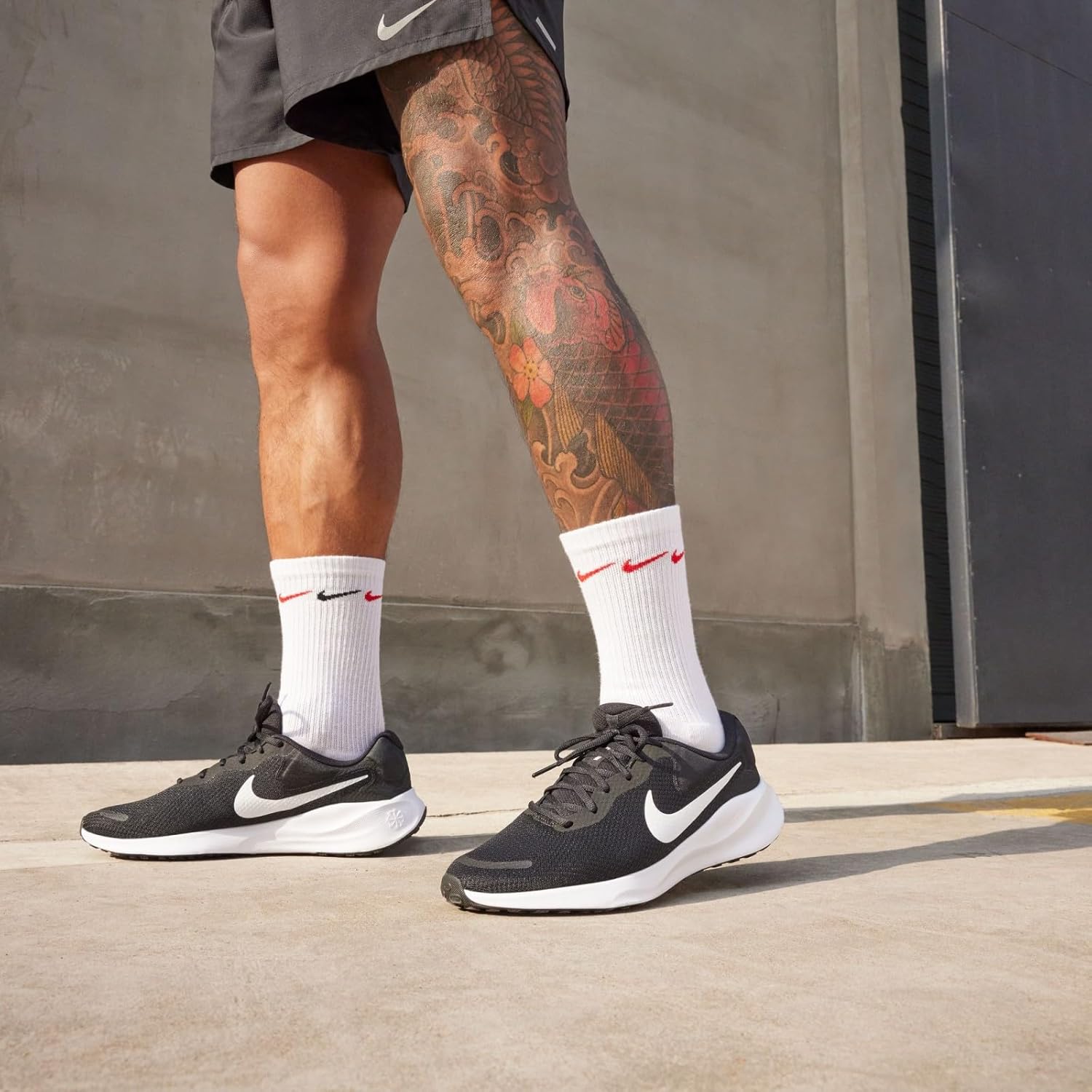 Мужские кроссовки Nike Revolution 7, черный/черный — фото 4