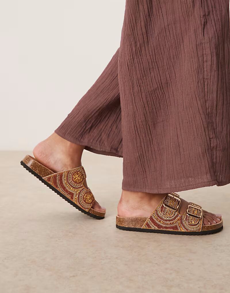 ASOS DESIGN Модные мюли на плоской подошве с двойным ремешком и отделкой бисером янтарного цвета — фото 4
