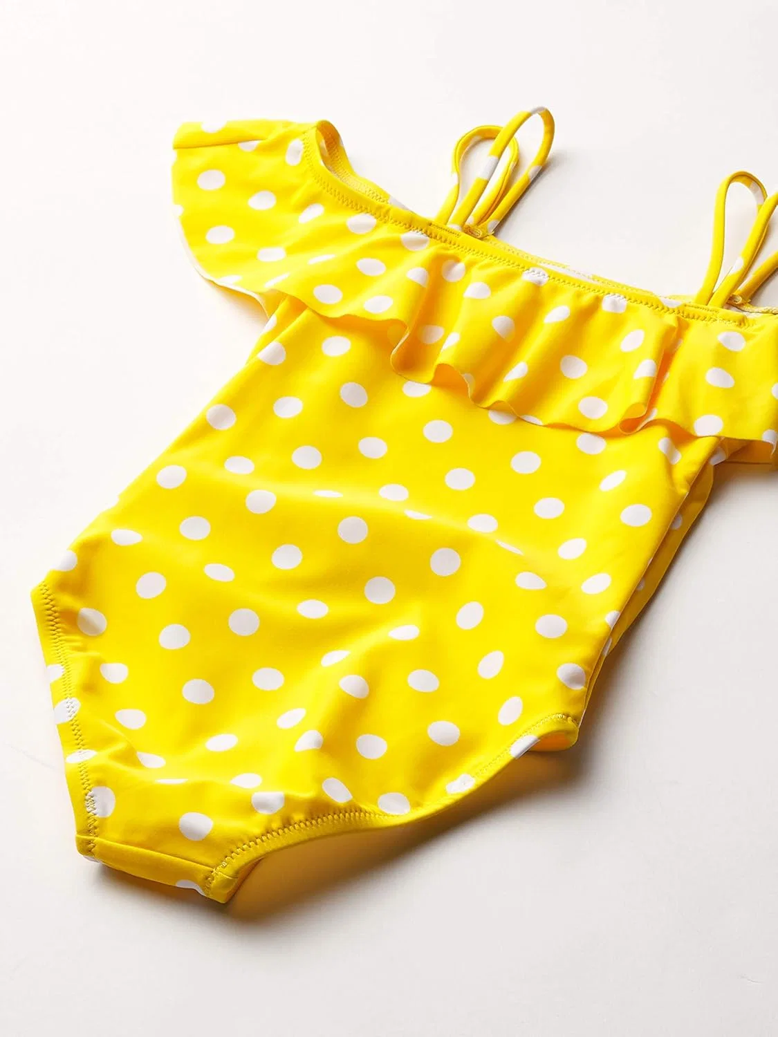 Слитный купальник Kanu Surf Girls' Peggy UPF 50+ для пляжного спорта с открытыми плечами, Dots Yellow — фото 2