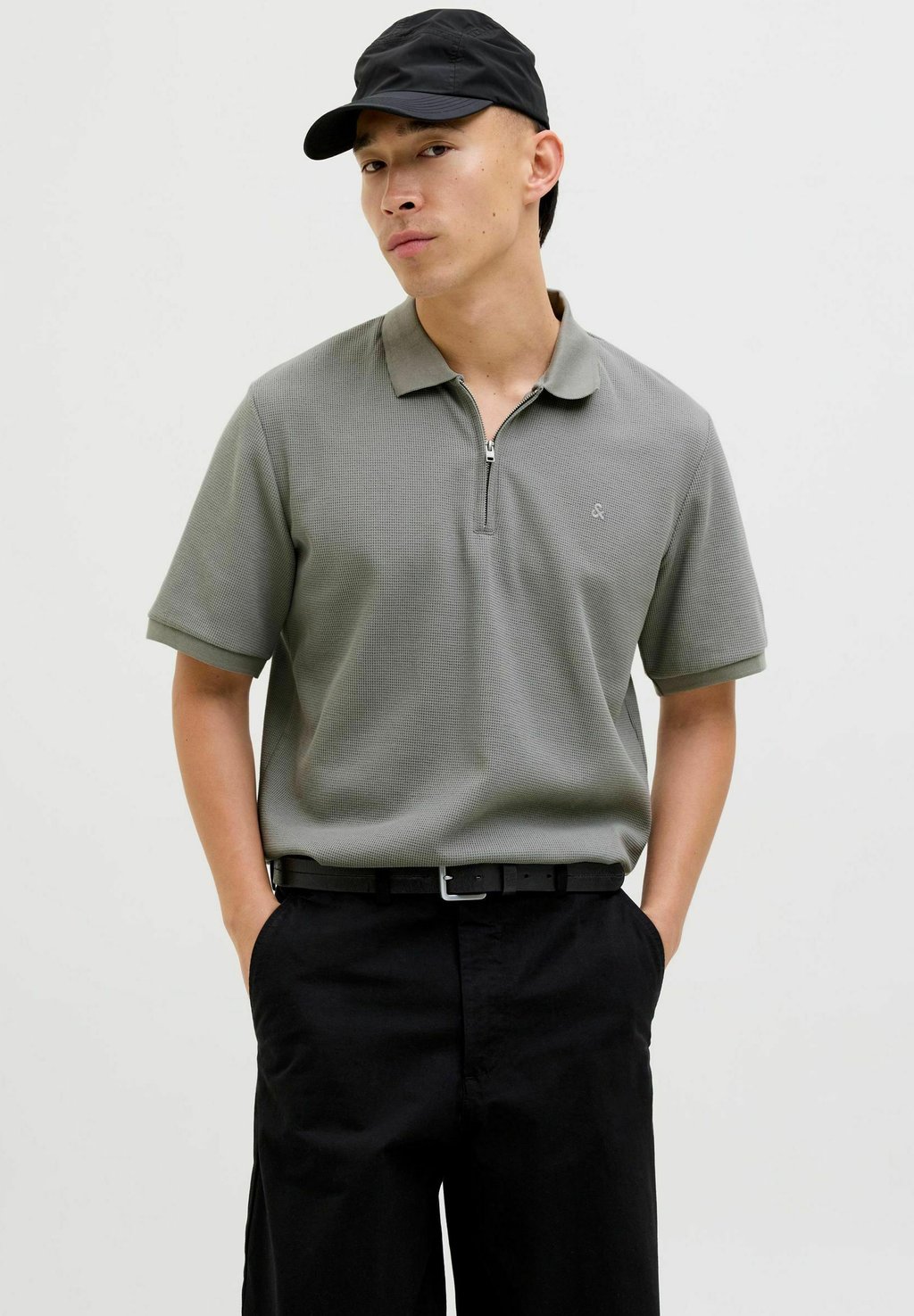 

Поло JJEAUSTIN ZIP Jack & Jones, серый