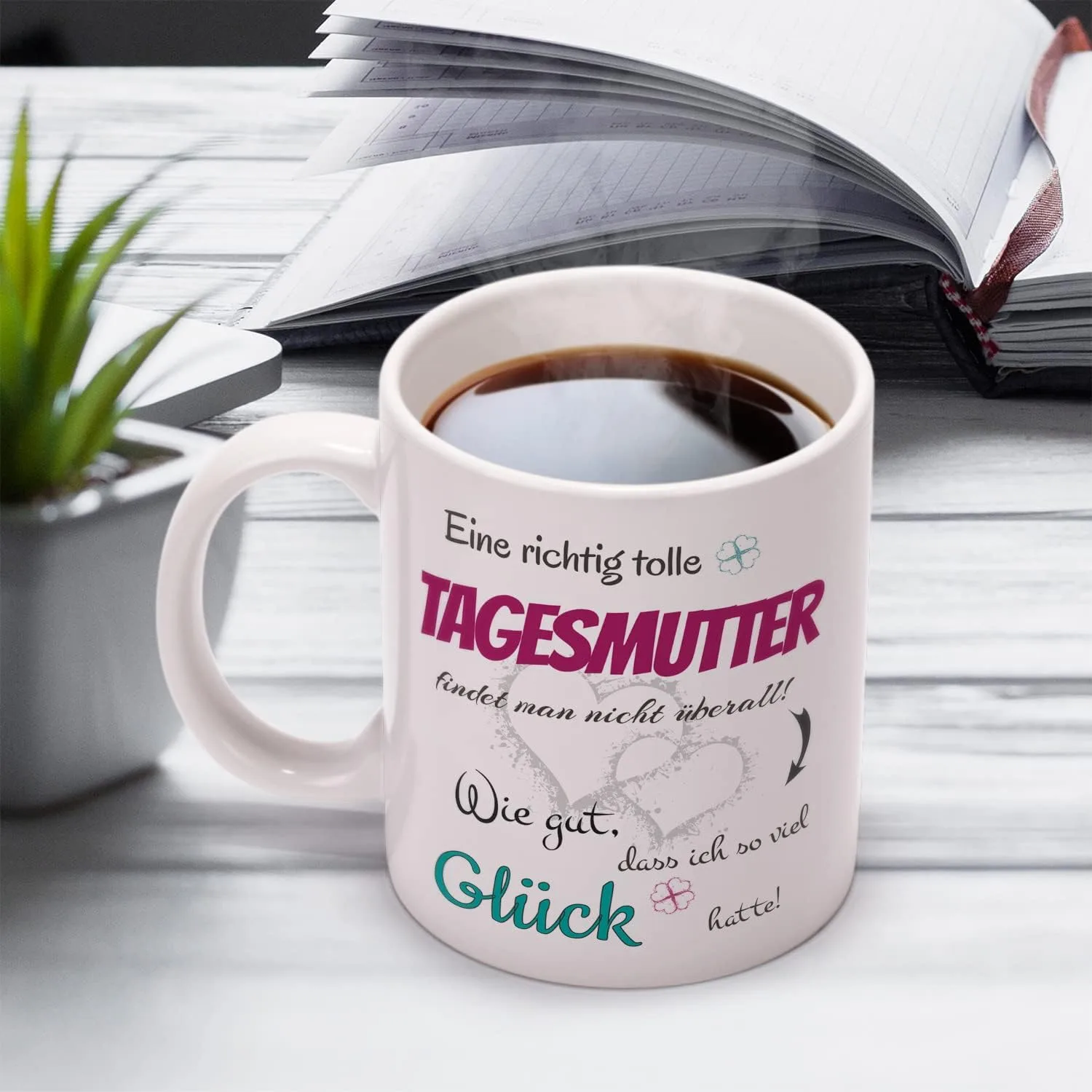 Кружка с немецким текстом "Eine richtig tolle Tagesmutter" на обеих сторонах, белая, 330 мл Fashionalarm — фото 4