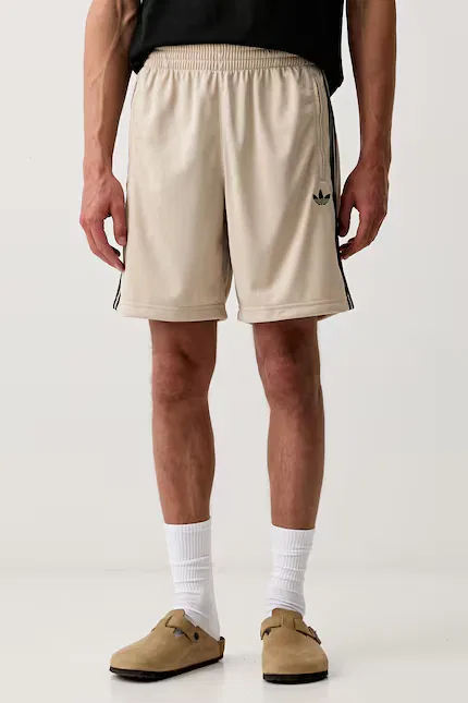 Шорты спортивные Firebird Adidas Originals, бежевый