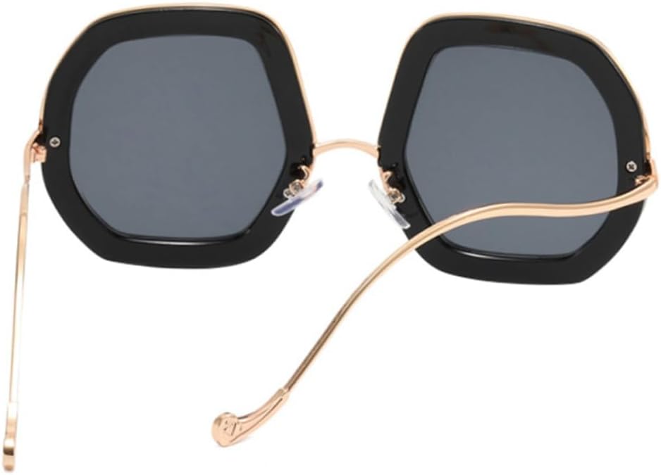 

Крупные женские солнцезащитные очки в черной оправе со стразами, винтажные стильные летние очки для защиты от солнца, большие солнцезащитные очки для использования на открытом воздухе Abaodam, Grey