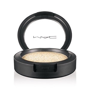 

Кремовая основа под макияж cream colour base Mac, цвет pearl, вес 3.2 гр.