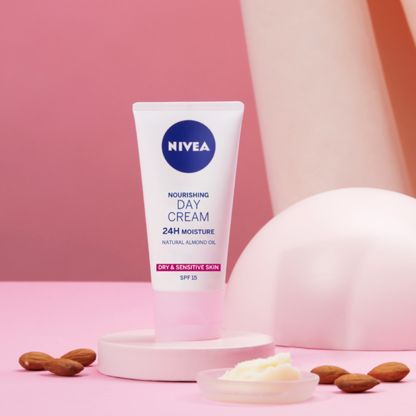 Крем для лица SPF15 NIVEA Питательный с, 24H nawilżenia — фото 4